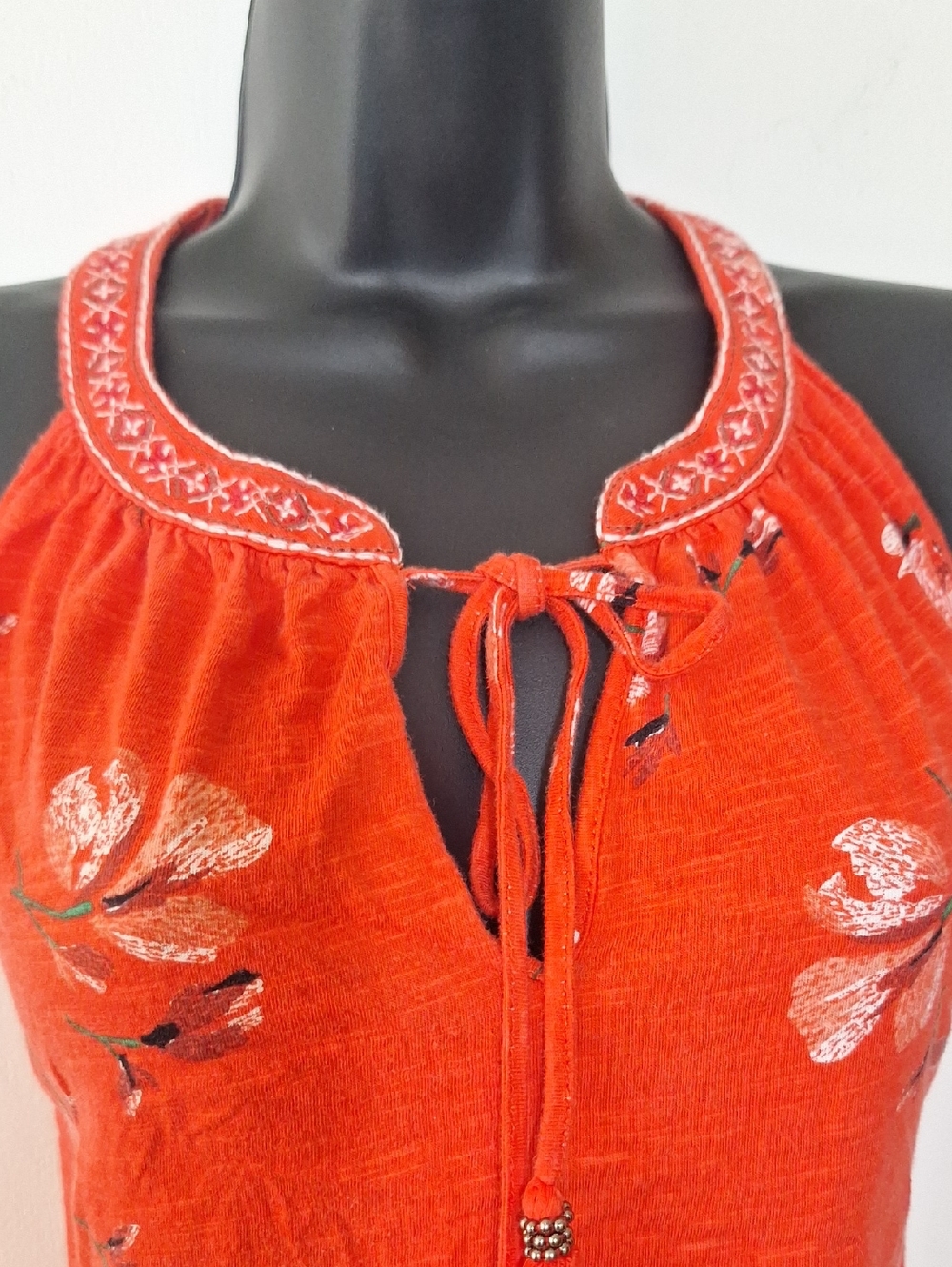 Floral Boho Halter Neck Keyhole Top 100% Cotton - Picture 2 of 6